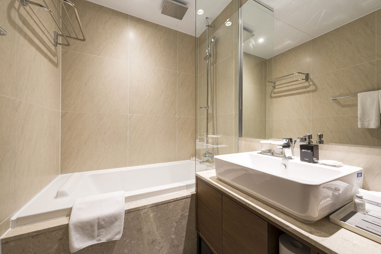 Bathroom 4, Ramada Encore by Wyndham Haeundae, Haeundae