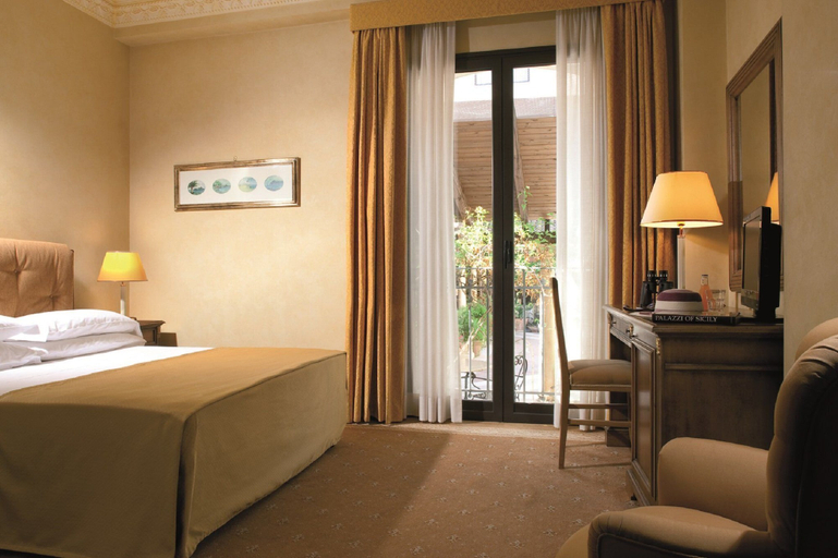 Bedroom 3, Katane Palace Hotel, Catania