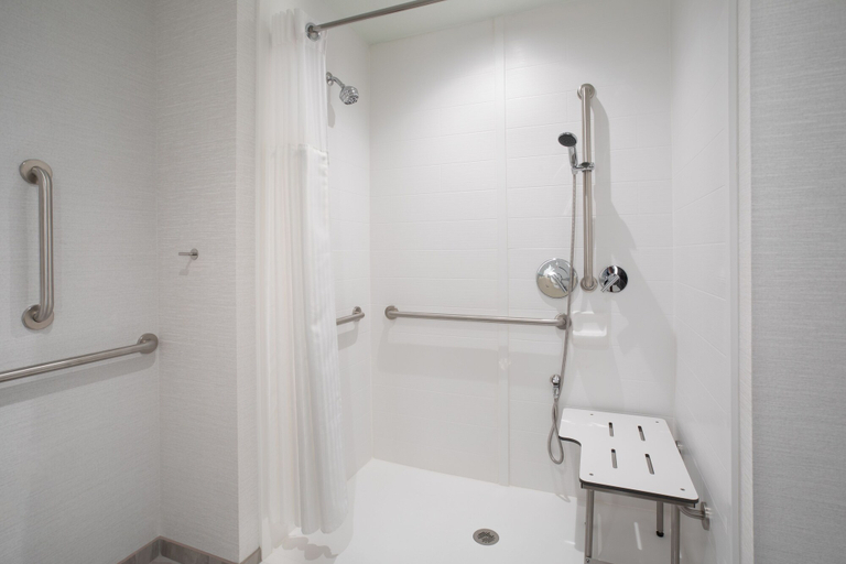 Bathroom 4, Hilton Garden Inn Cedar Park Austin, Williamson