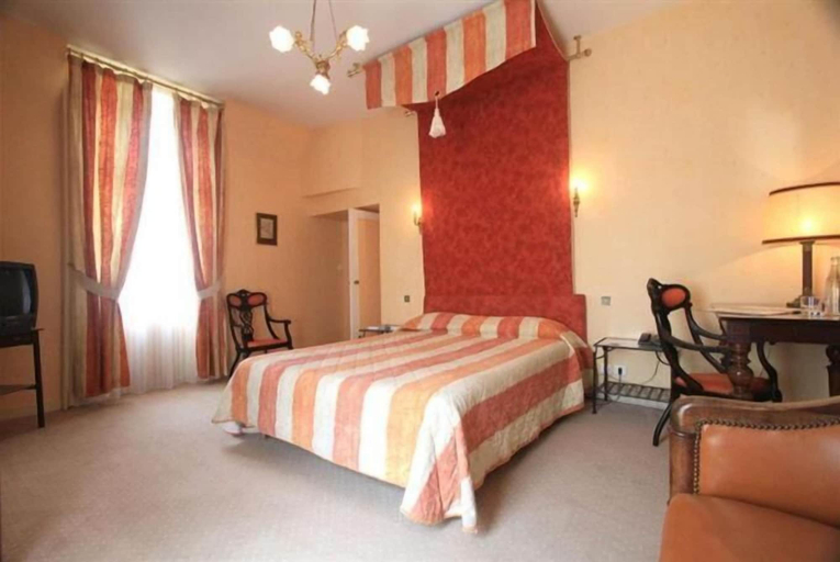 Bedroom 2, Château de Périgny, The Originals Relais, Vienne