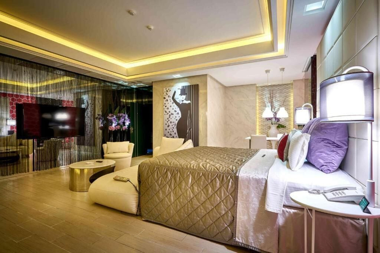 Bedroom 2, Purple Rainbow Motel, New Taipei City