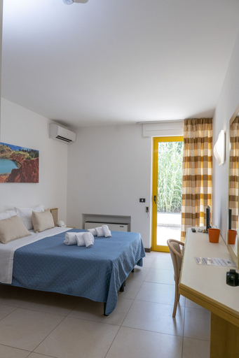 Bedroom 4, Hotel Santa Lucia, Lecce