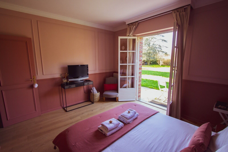 Bedroom 4, les jardins de Beaumont, Nord