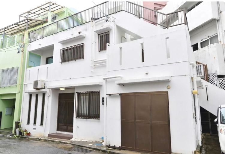 Exterior & Views, Guest House Asato, Naha