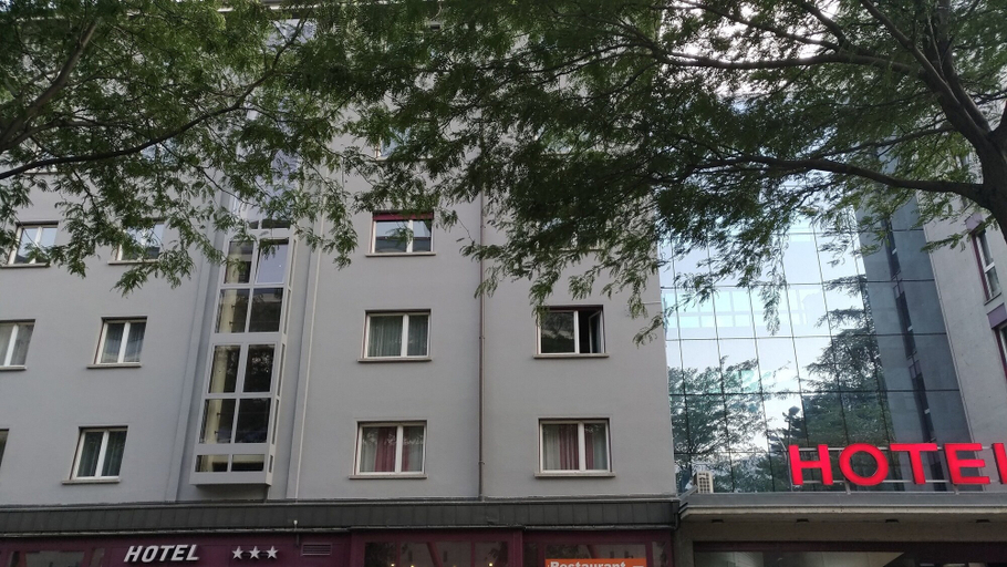 Exterior & Views 2, Campanile Martigny, Martigny