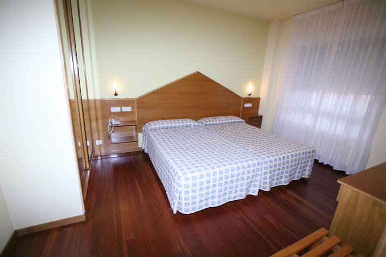 Bedroom 3, Hotel Bello, A Coruña