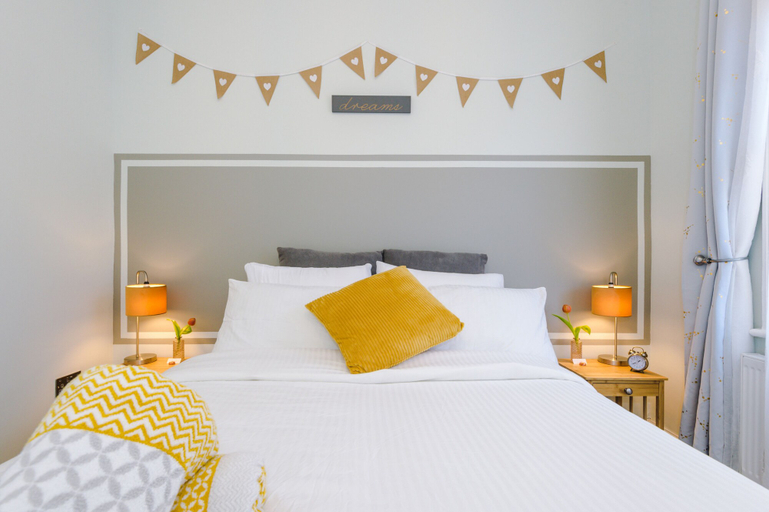 Bedroom 3, Enjoy the Pause Holiday Home, Cheshire West and Chester