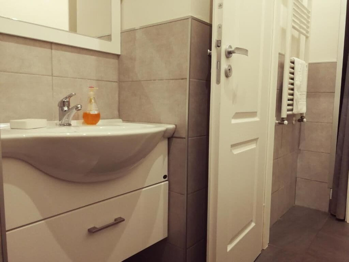 Bathroom 4, Guest House Urbana, Roma