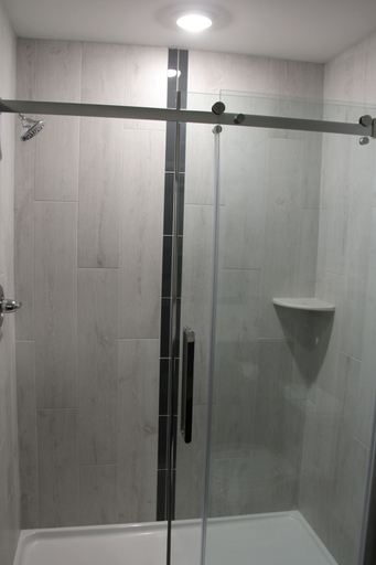 Bathroom 5, Best Western Plus Morden, Division No. 3