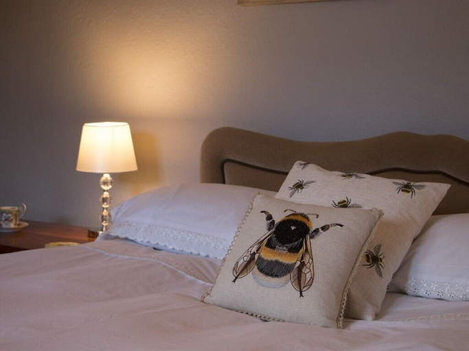 Bedroom 2, The Mitre Inn, Dorset