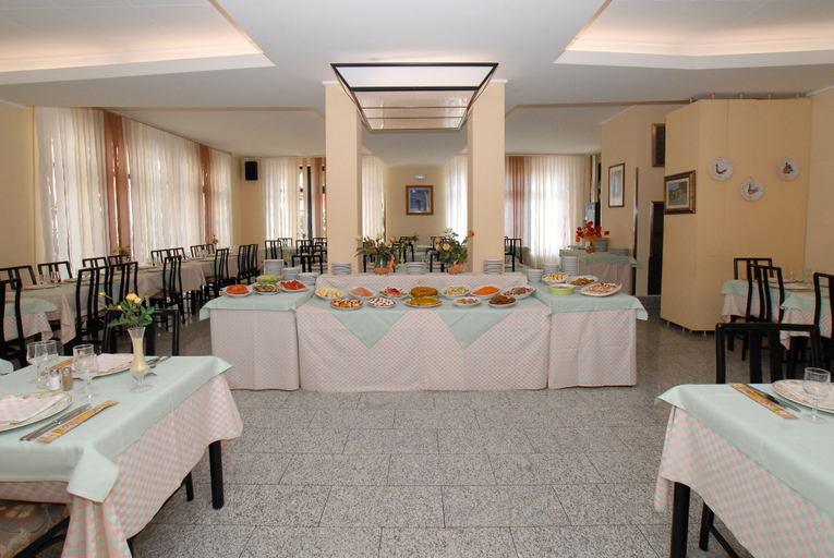 Food & Drinks 5, La Querceta, Pistoia