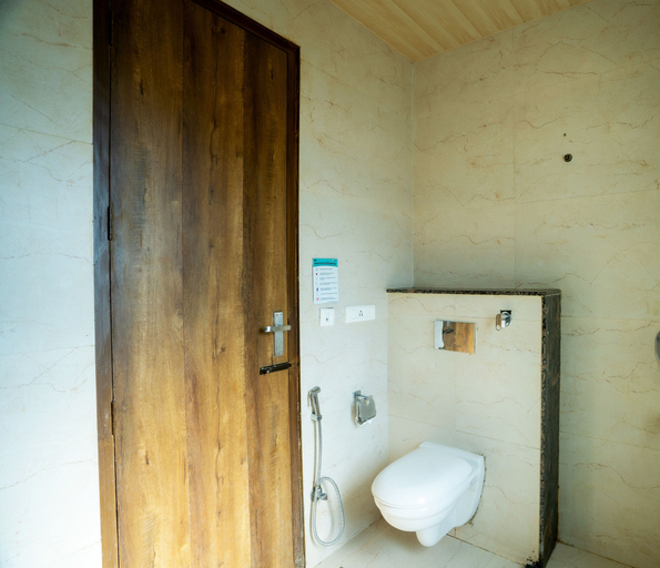 Bathroom 3, Moustache Rishikesh Luxuria - Hostel, Garhwal