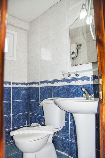 Bathroom 5, Servet Apart Hotel, Fethiye