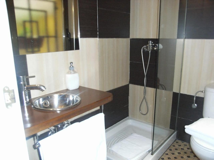 Bathroom 3, Hostal Gud Salamanca, Salamanca