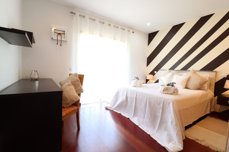 Bedroom 2, 3-bed Townhouse With Pool in Albufeira Balaia, Albufeira