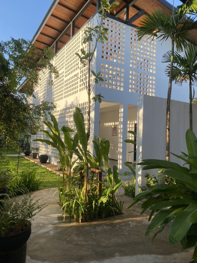 Exterior & Views 2, The Riviera Champasak, Pathoomphone