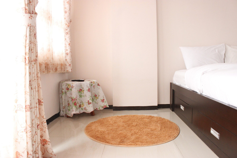 Bedroom 3, Relaxing 1BR Gateway Pasteur Apartment near Exit Toll, Bandung