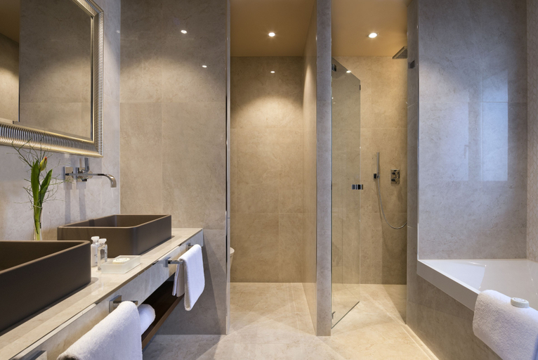 Bathroom 5, Guarda Golf Hotel & Residences, Sierre