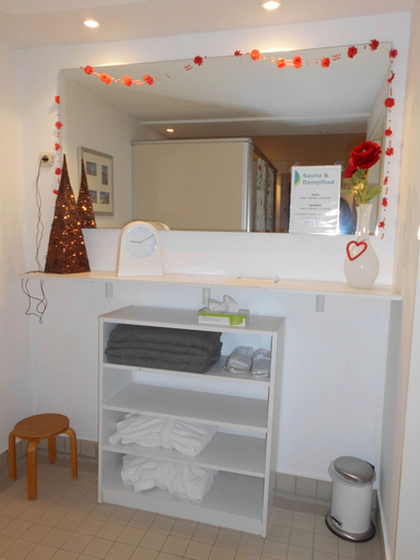 Bedroom 2, Apartments mit Flair, Ostholstein