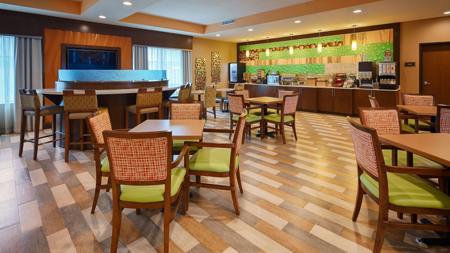Food & Drinks 5, Best Western Plus Flatonia Inn, Fayette
