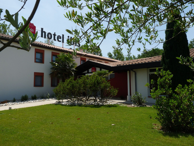 Exterior & Views 2, Hôtel ibis Montauban, Tarn-et-Garonne