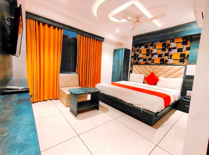Bedroom 3, Hotel Pride Villa, Ahmadabad