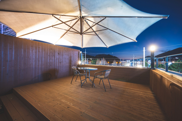 Others 5, B&F Hotel, Yeosu