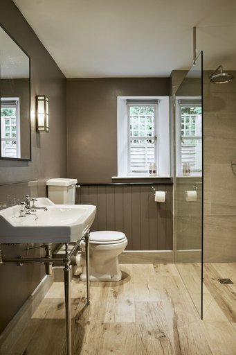 Bathroom 3, The Stump, Gloucestershire