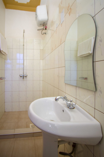 Bathroom 3, Brimax Hotel, Kampala