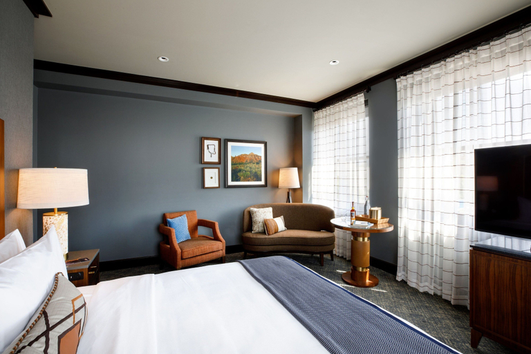 Bedroom 3, The Barfield, Autograph Collection, Potter
