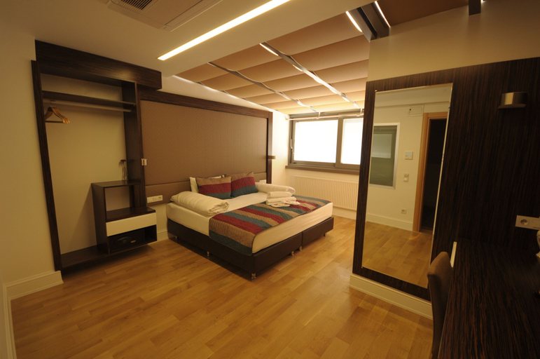 Bedroom 4, Ottopera Hotel, Beyoğlu