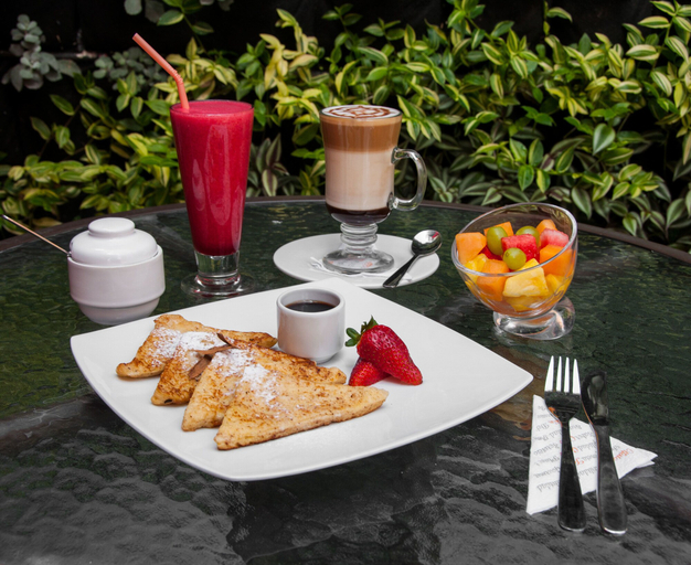 Food & Drinks 5, Hotel Finlandia, Quito