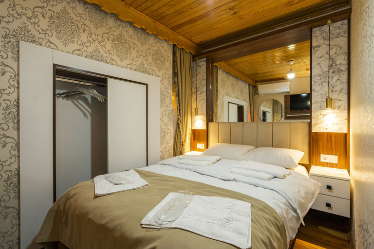 Bedroom 4, Candy Boutique, Fatih