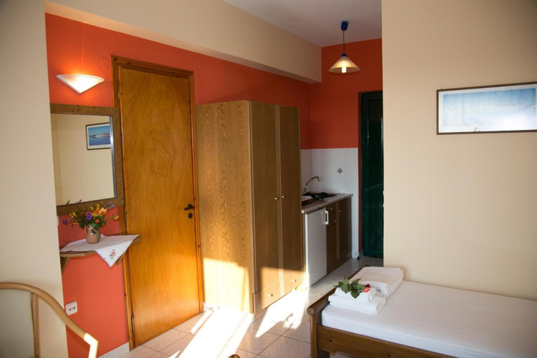 Bedroom 4, Almyros Studios & Apartments, Ionian Islands