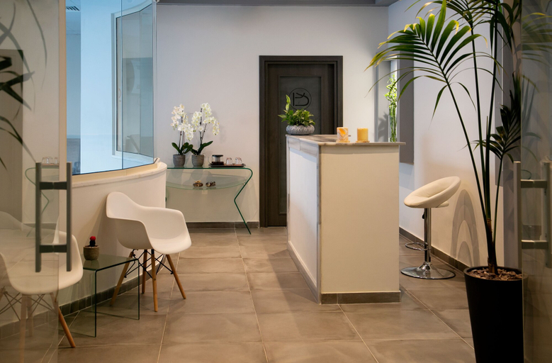 Bathroom 5, Louis Paphos Breeze