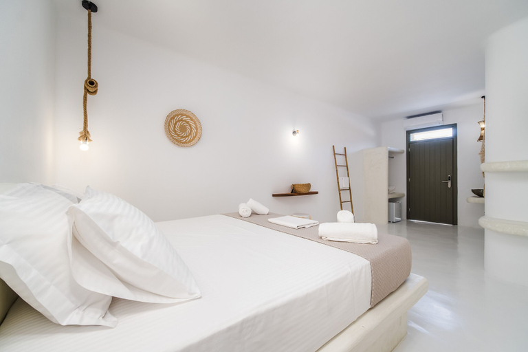 Bedroom 5, The Amethyst Exclusive Suites Oia, South Aegean