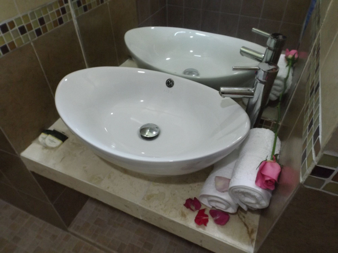 Bathroom 4, Hotel Casa Palomino, Mérida