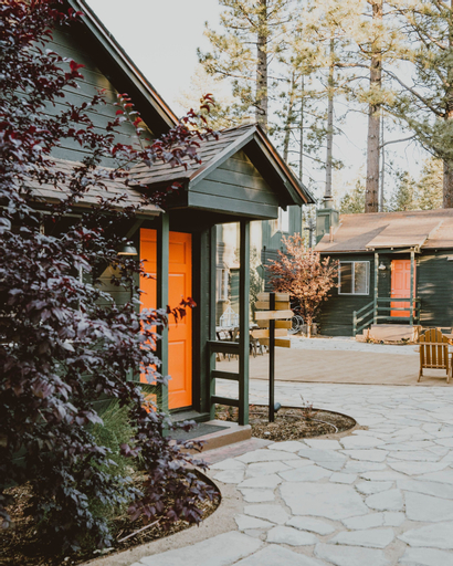 Noon Lodge at Mallard Bay, San Bernardino