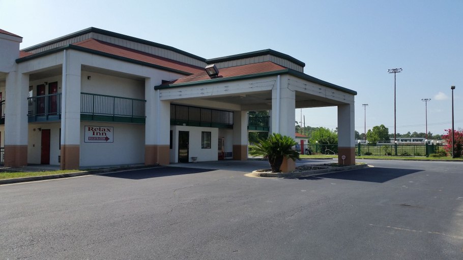 Exterior & Views 1, Relax Inn, Dougherty