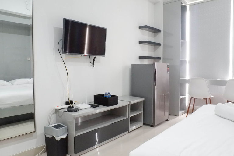 Bedroom 2, Compact And Stylish Studio Apartment At Taman Melati Surabaya, Surabaya