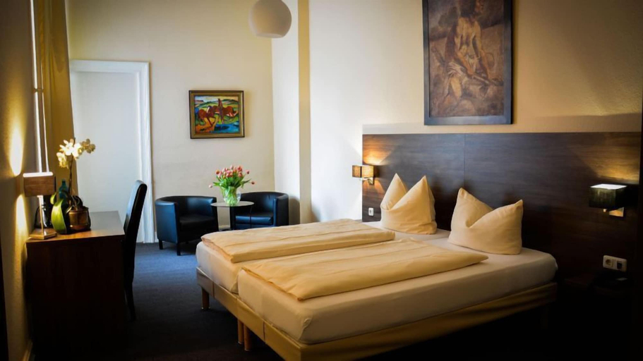 Bedroom 4, Hotel Am Landeshaus, Wiesbaden