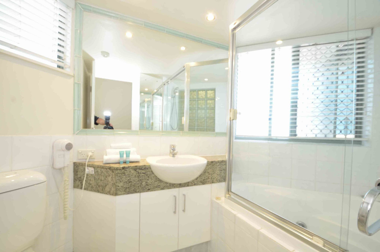 Bathroom 5, Malibu Mooloolaba, Maroochy - Mooloolaba