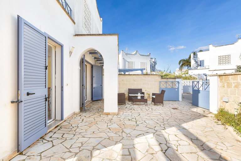 Exterior & Views 2, 2149 Villa Elena, Lecce