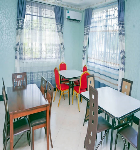 Food & Drinks, Kiuruwi Executive Hotel, Ilala