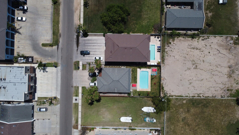 Others 5, Hart's Pool House, Cameron