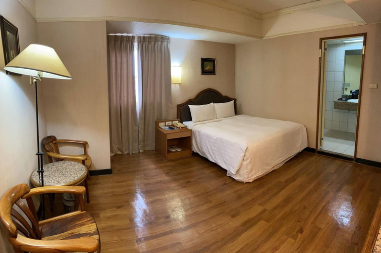 Bedroom 2, Tapeng Bay Holiday Hotel, Pingtung