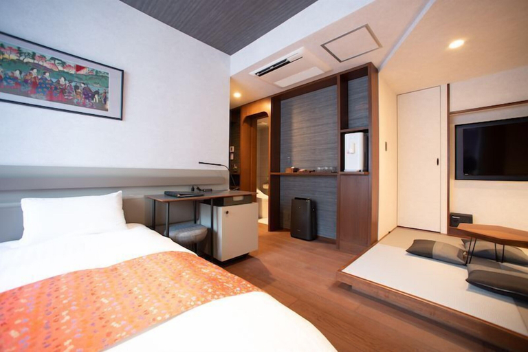 Bedroom 3, Asakusa Kaede, Taitō