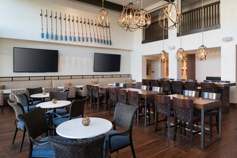 Food & Drinks 4, Residence Inn by Marriott Santa Barbara Goleta, Santa Barbara
