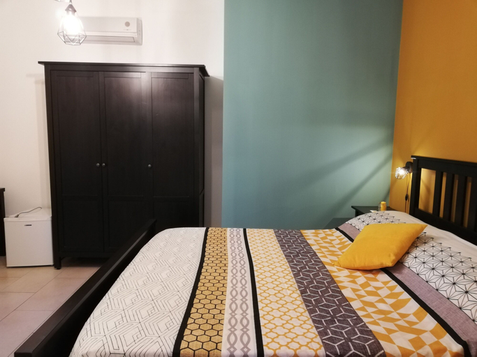 Bedroom 2, The Yellow House, Rome