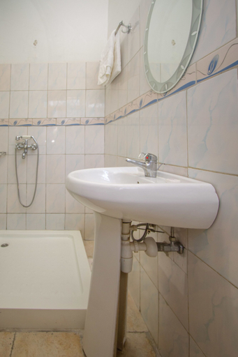 Bathroom 4, Dream Palace Hotel Mbale, Mbale